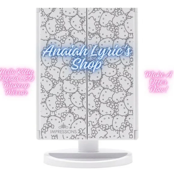 Hello Kitty® Supercute Trifold + Compact Bundle - Picture 4 of 14